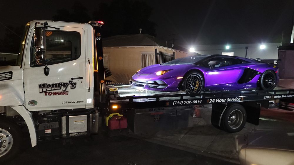 Professional Towing Service in Santa Ana: What Sets Experts Apart